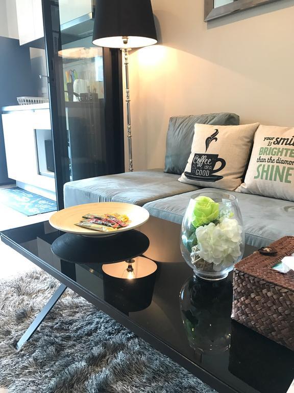 Apartamento The Base Highfl Seaview Pattaya Exterior foto