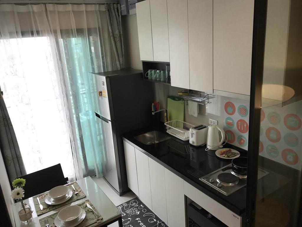 Apartamento The Base Highfl Seaview Pattaya Exterior foto