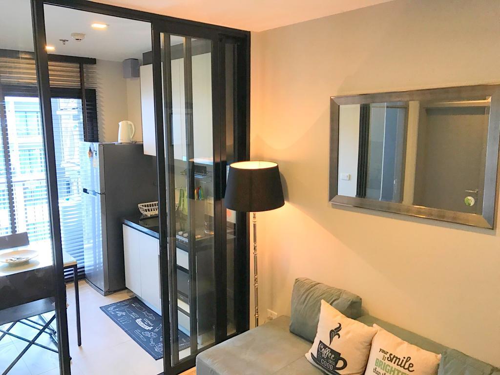 Apartamento The Base Highfl Seaview Pattaya Exterior foto