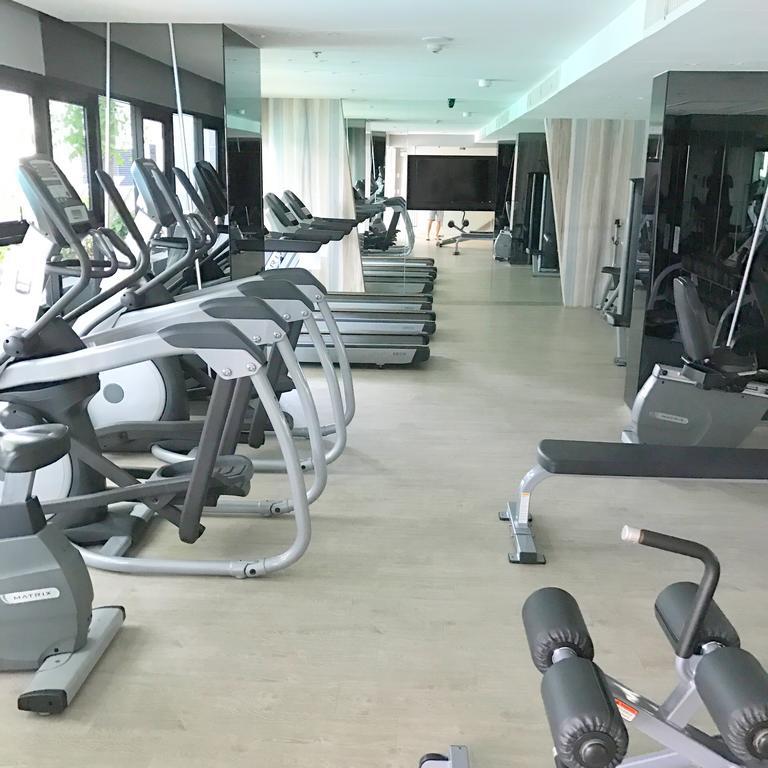 Apartamento The Base Highfl Seaview Pattaya Exterior foto